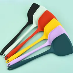 Silicone Spatula Household Kitchen Utensils Non-stick Cooking Shovel Integrated Silicone Kitchen Utensils Comfort Handle