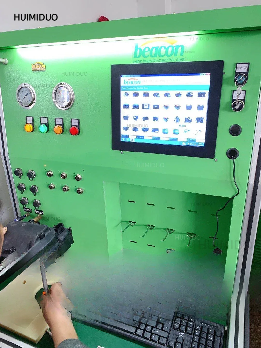 Newest Automotive urea pump tester scr802 nox sensor scr801 urea pump test bench touch screen urea pump testing equipment scr816