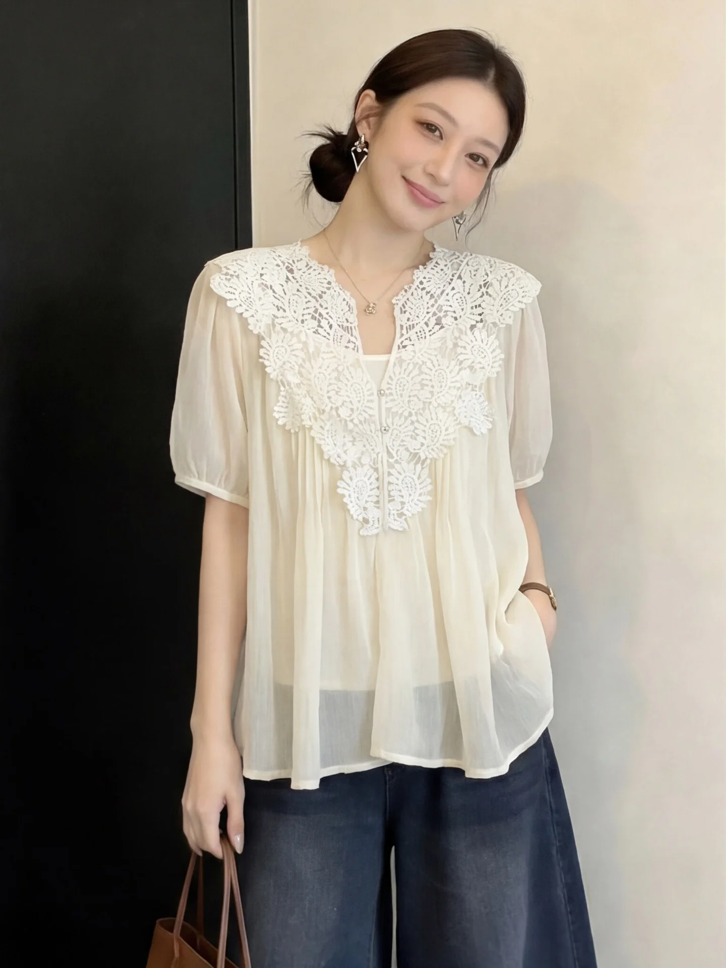 

Lace Transparent Silk Chiffon Shirt Women Summer Strap Outerwear Short Sleeve Elegant Beautiful Air Conditioner Cover up Top