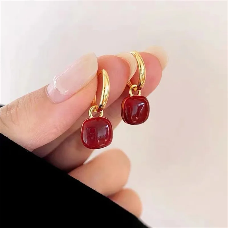 New Simple Design Wine Red Love Heart Dangle Earrings For Women Gold Color Circle Vintage Peach Drop Earring