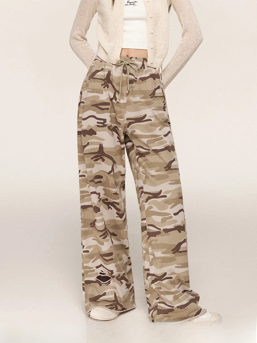 

Женские повседневные брюки свободного кроя с камуфляжным принтом, прямые штанины, на шнурке, с вышитыми надписями