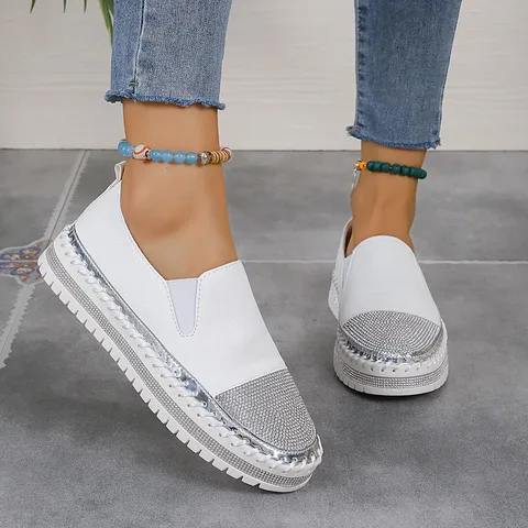 Le Fu Shoes Женские новые туфли Lazy Shoes на толстой подошве Белые туфли Женские одинарные туфли с плоской подошвой Water Diamond