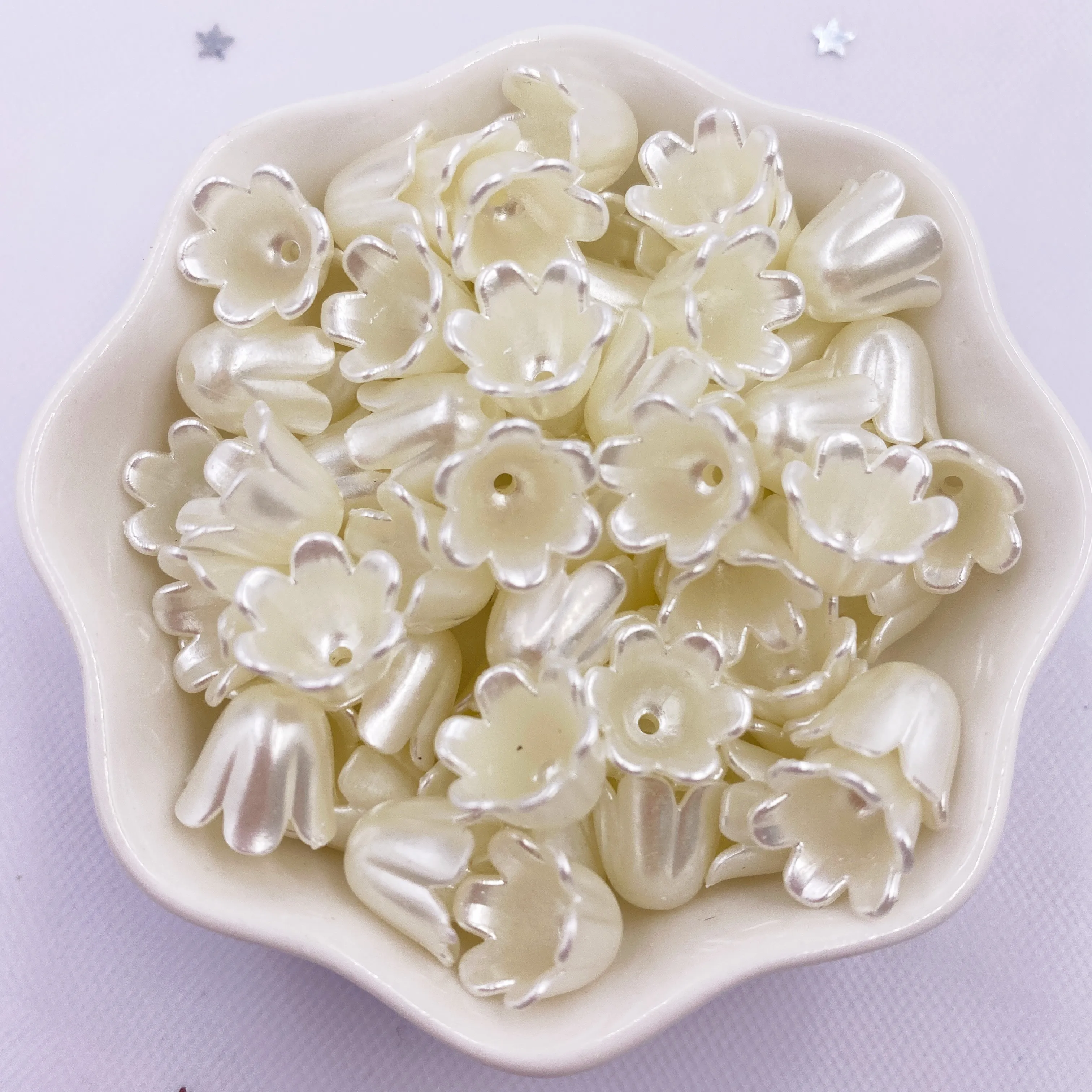 50pcs Resin 10mm Campanula Flower Pearl Flatback Stone Beads Figurine Applique DIY 1 Hole Scrapbook Ornament Craft Accessories