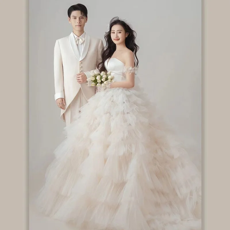 Customized New Design White Ball Gown Women Wedding Dresses Sleeveless Bridal Gowns Formal Vestido De Noiva robe mariage