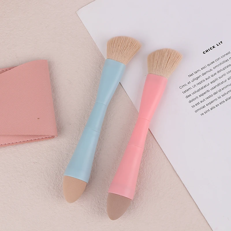 1Set Multitasker 4-in-1 Makeup Brushes Portable Travel Face Highlight Eye Shadow Powder Blusher Brush Detachable Beauty Tools