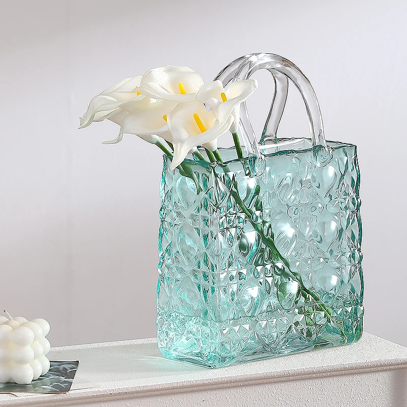 

High-end glass vase ornament living room flower arrangement