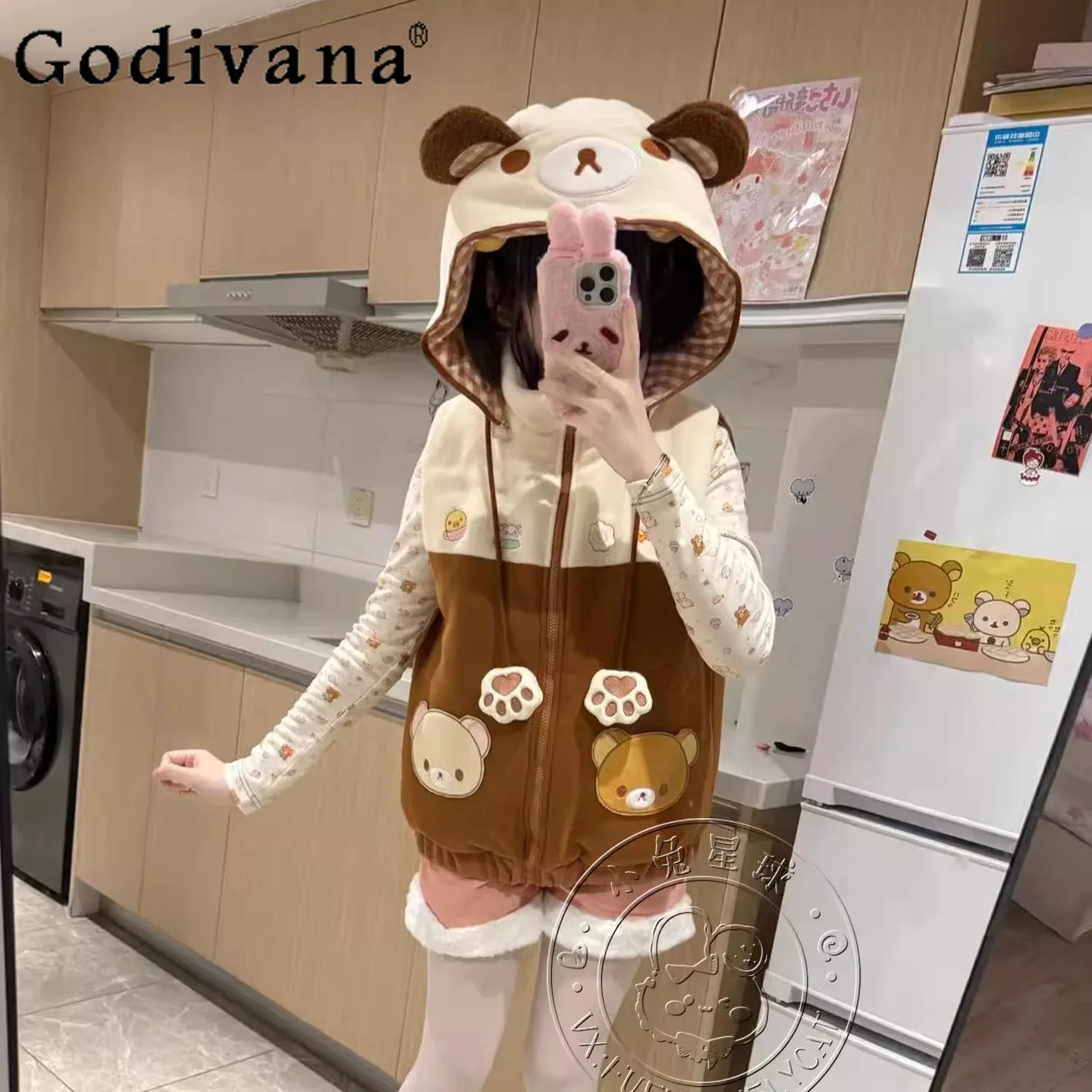 

2025 Winter New Daughter Clothes Japanese Style Soft Girl Kawaii Bear Print Hooded Vest Jacket Y2K Long Sleeve Top T-Shirt Set