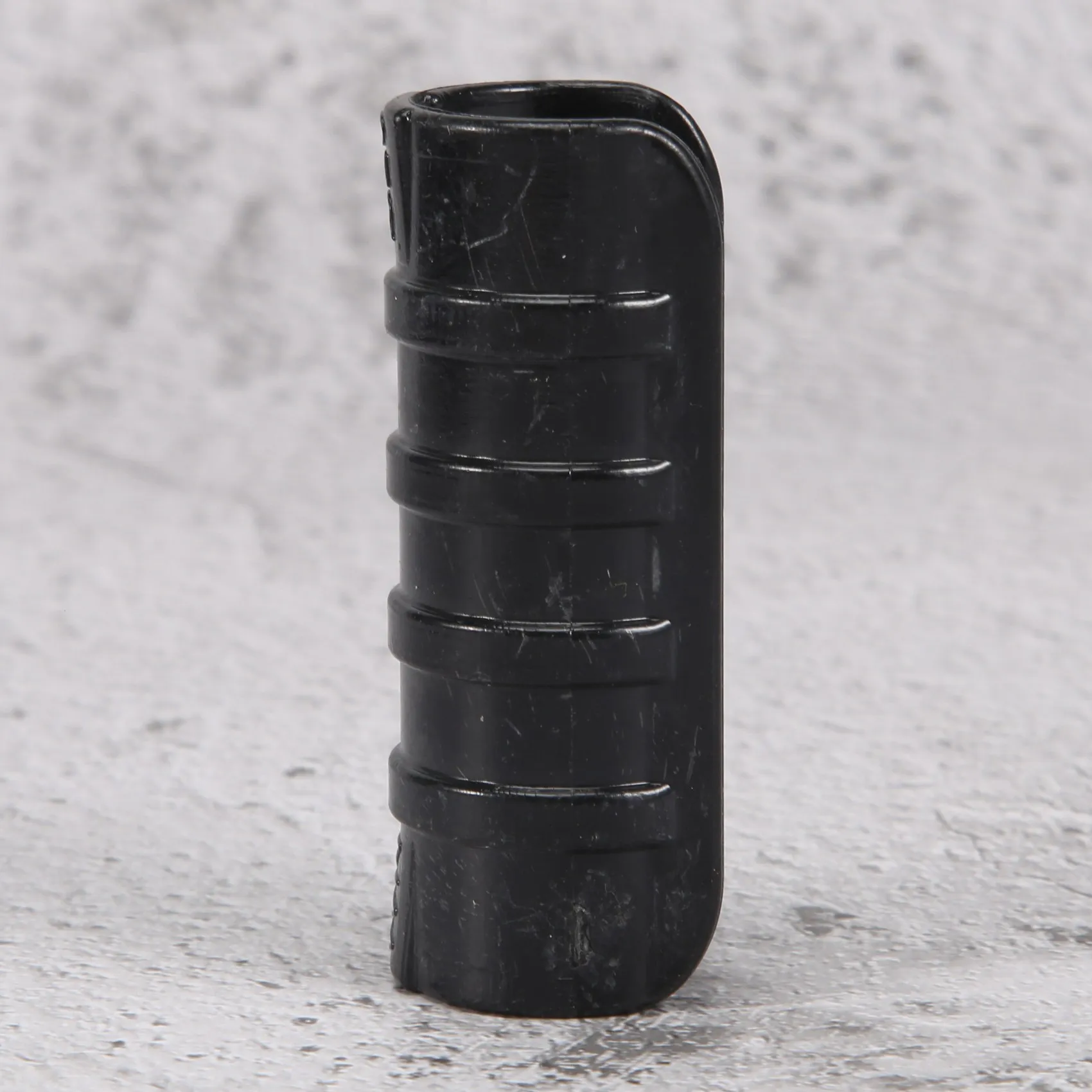 

HLES 50PCS Black Greenhouse Plastic Film Frame Pipe Tube and Film Clip Clamp Connector Kit Garden Tool 20mm