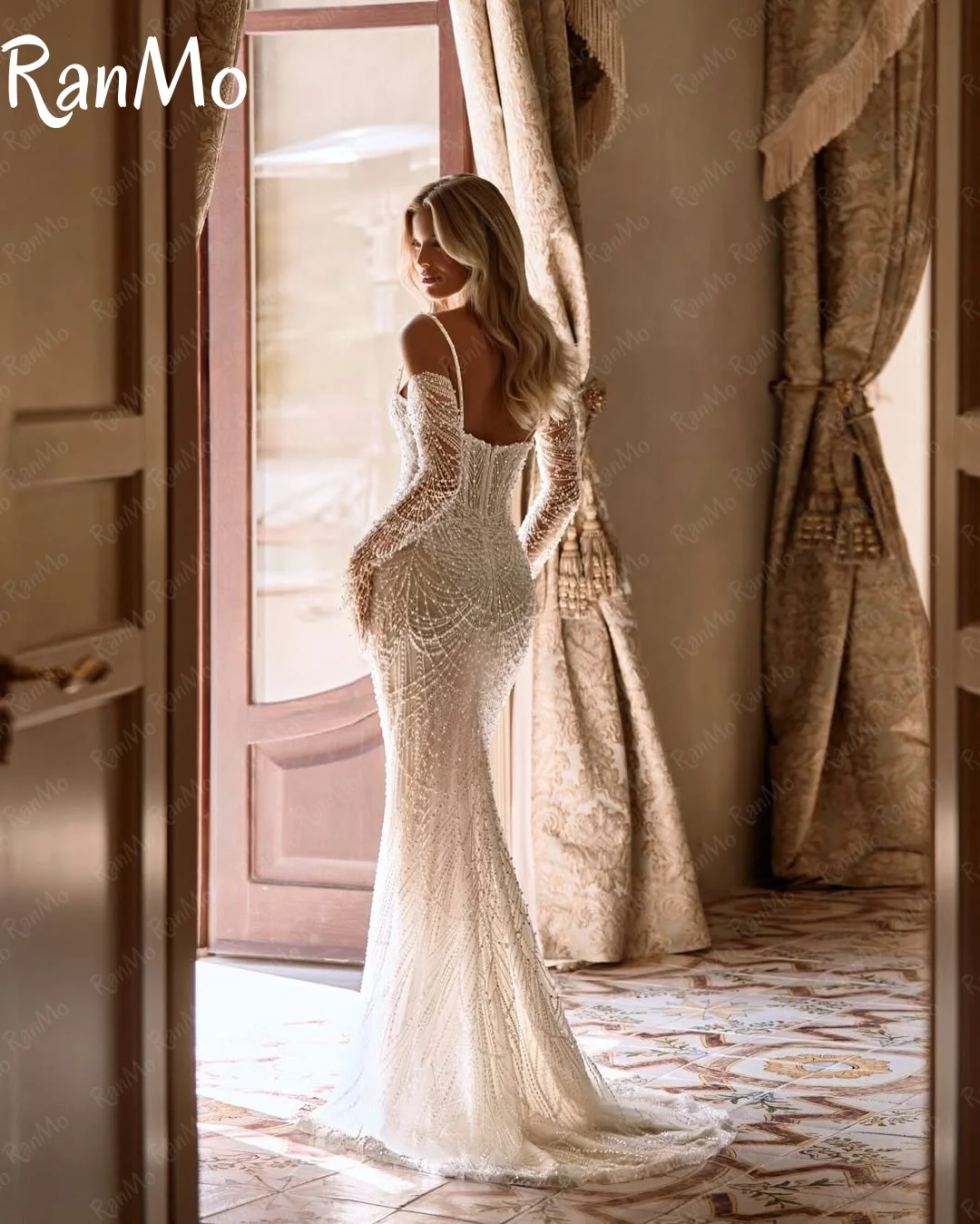 Ranmo 고급스러운 페르시 레이스 아플리케 웨딩 드레스 꿈꾸는 스파게티 스트랩 신부 가운 맞춤형 긴 소매 코트 트레인 2025