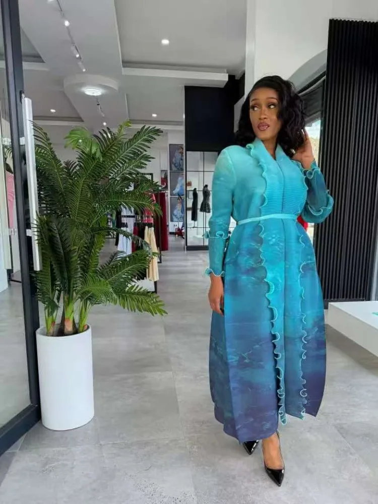 Miyake Loose Straps… - image