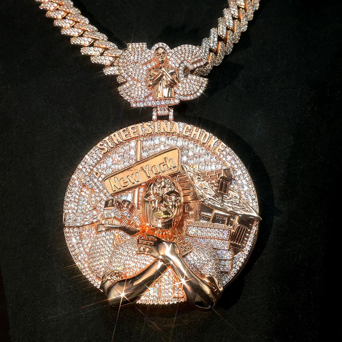 

Champion Figure Pendant Cuban Chain Micro Pave Zircon/Moissanite Hip Hop Rapper Jewelry Gifts Bling Sports Medal Charm Fashion