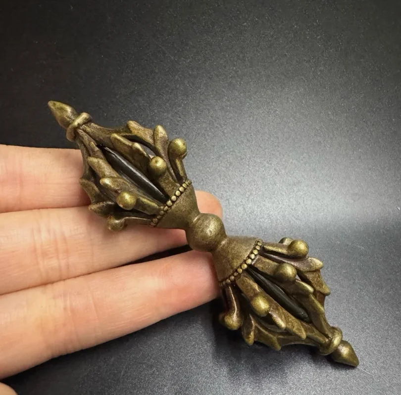 Old Chinese Tibetan Buddhism Huanglima Copper Nine shares vajra ritual implement