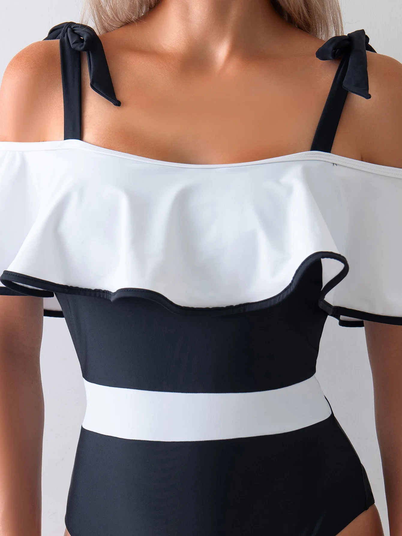 المرأة عبر الحدود نمط جديد كشكش حافة قطعة واحدة ملابس السباحة ثوب سباحة مثير عطلة بحر مشد الملابس ملابس السباحة الإناث #4