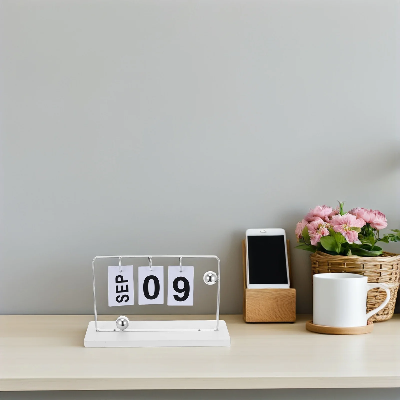 1 комплект, настольный вечный календарь, серебряный маленький флип-блок с датой для домашнего офиса, учителя, ежедневного использования, декоративная деревянная основа