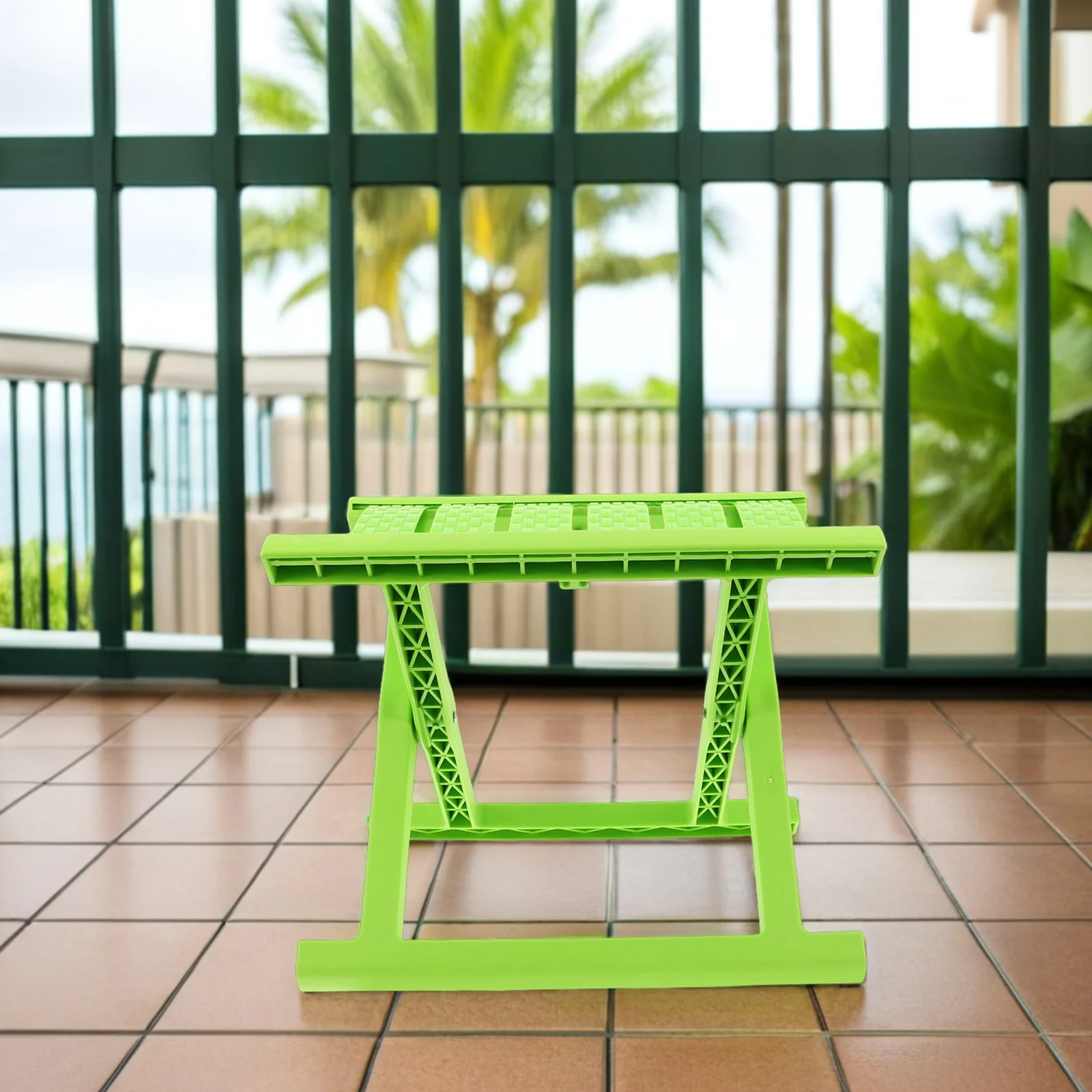 Przenośny, lekki, składany stołek turystyczny na kemping, plażę, piknik, wędkowanie, wędrówki, do prac ogrodowych, przenośny stołek ogrodniczy.