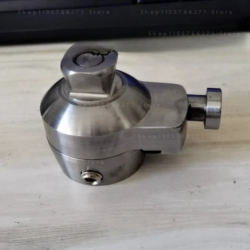Adjustable leg cross, rotating adapter, special connection accessories for prosthetic legs