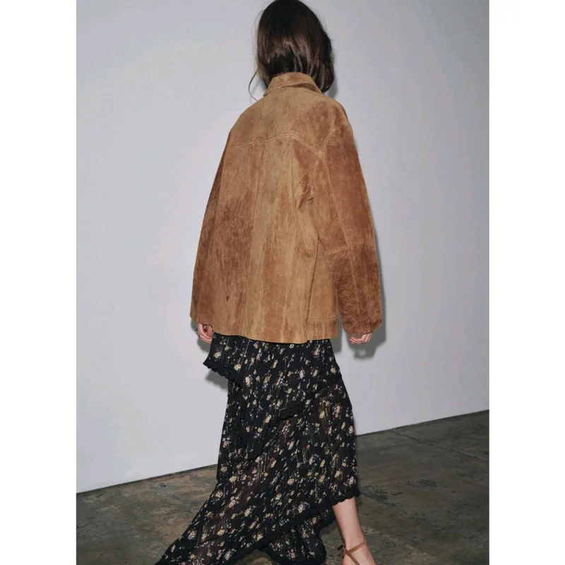 เสื้อแจ็คเก็ตผู้หญิงสไตล์ลำลองสำหรับฤดูใบไม้ร่วง แขนยาว ปกพับ ผ้าหนังกลับเทียม ติดกระดุมเม็ดเดียว มีหลายแบบ