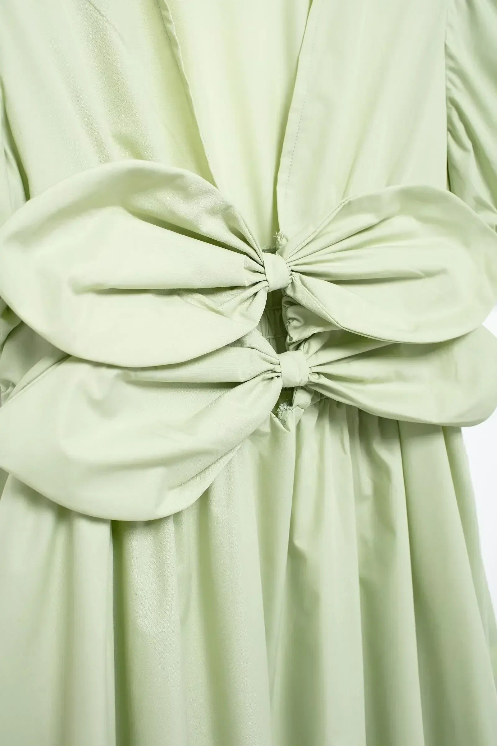 فستان نسائي قصير برقبة على شكل حرف V مطوي ، أكمام قصيرة ، خصر مرن ، زخرفة بفيونكة ، موضة كلاسيكية ، قصيرة ، جديدة