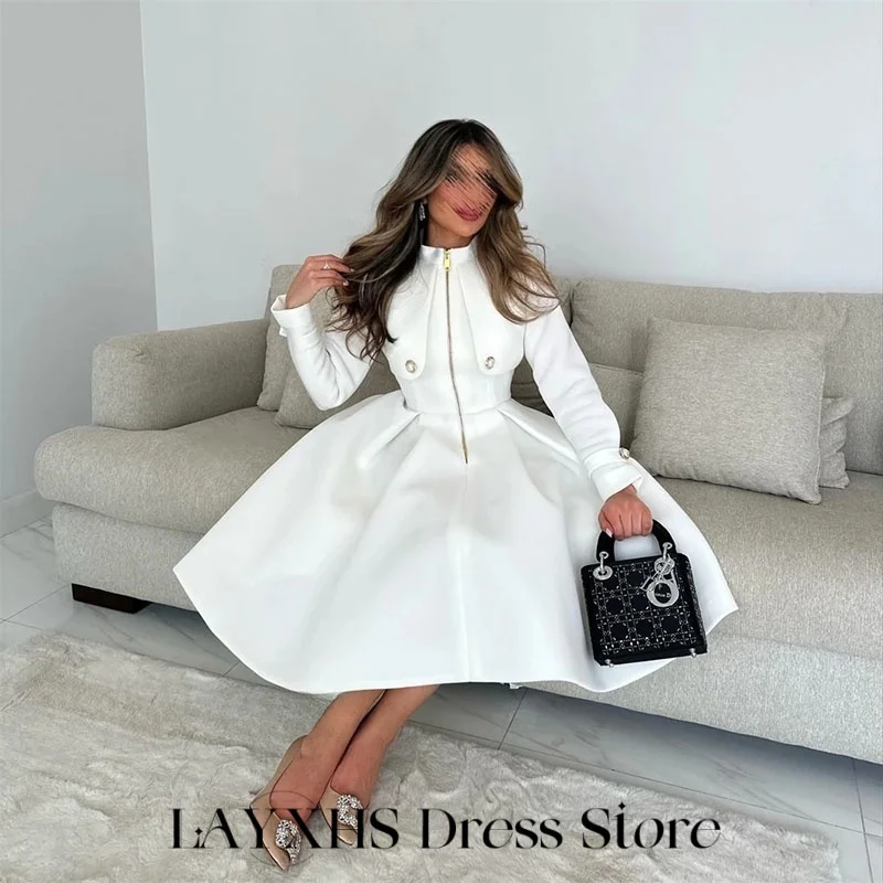فساتين سهرة رسمية من LAYXHS برقبة عالية وأكمام طويلة على شكل حرف a بطول الركبة وطيات وسحاب للحفلات الراقصة حسب الطلب