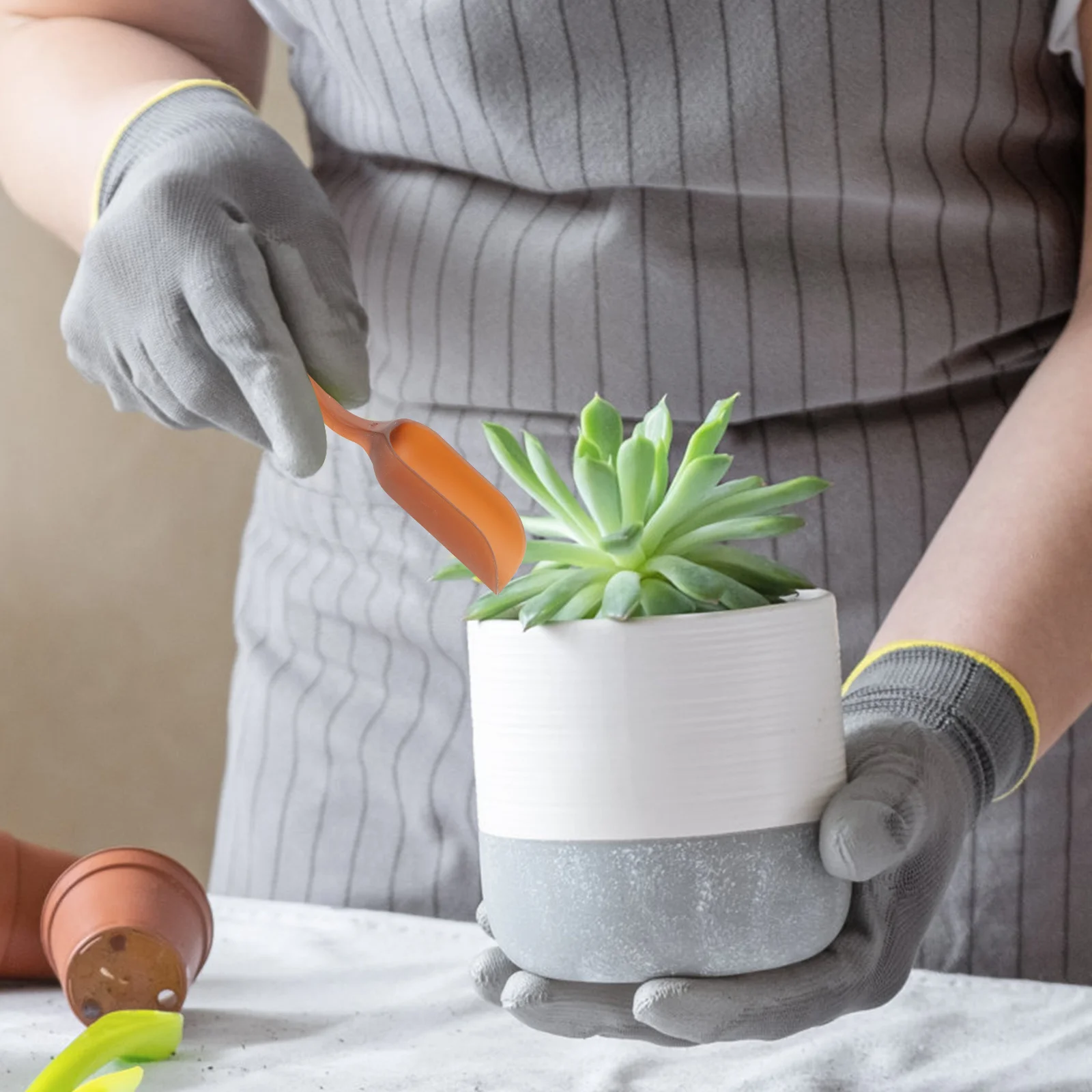 10Pcs Multi-Functional Garden Shovel PP Material Durable Lightweight Soil Loosening Weeding Planting Tool Digger Shovel