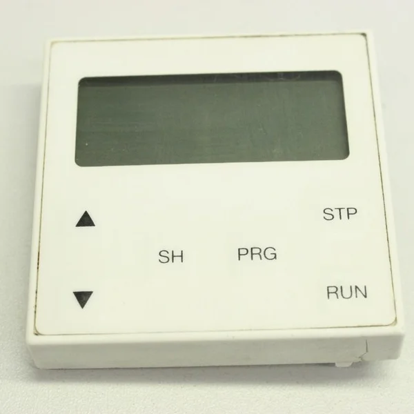 

338201bb1a10 Оператор 00358056 Совершенно новый оригинальный точечный ПЛК