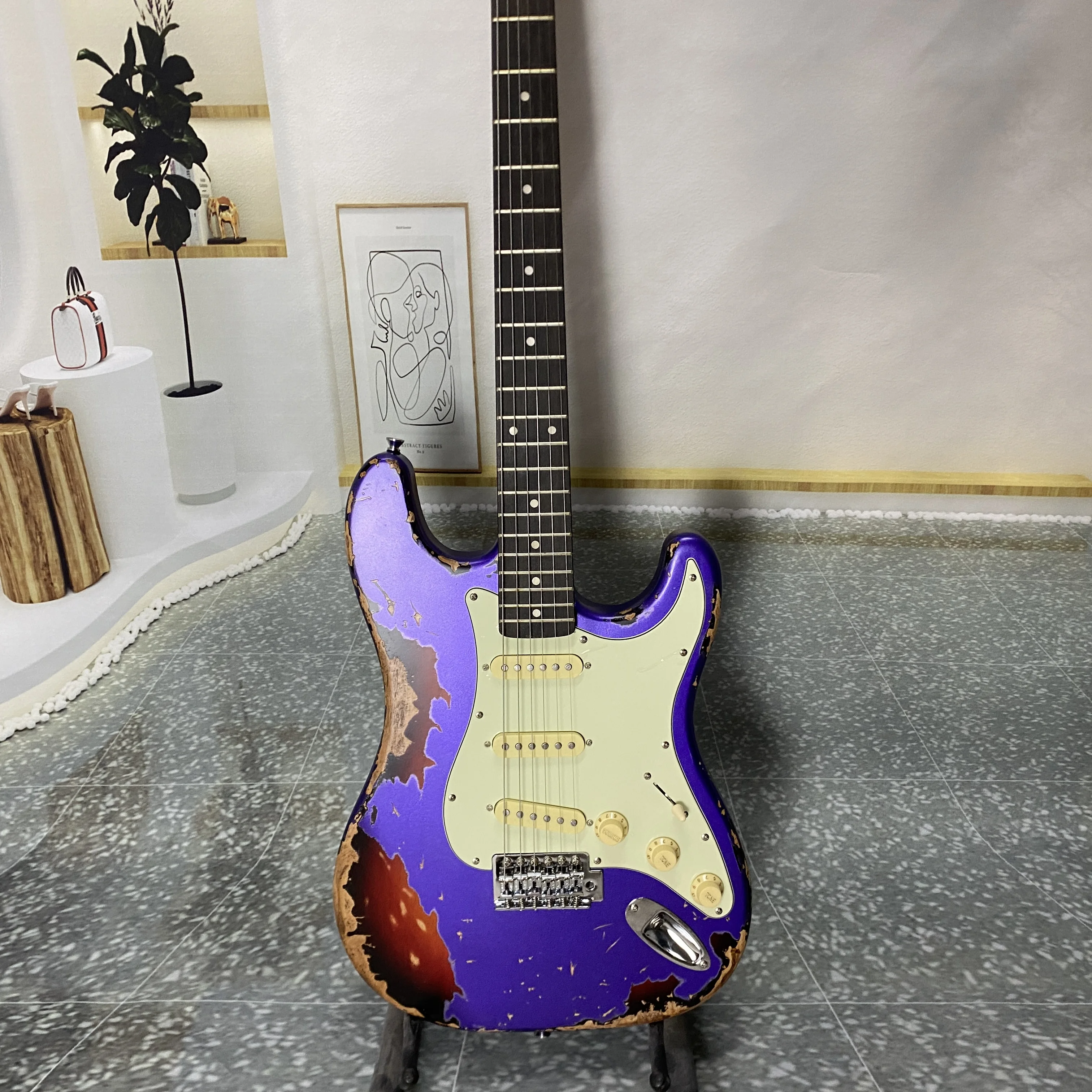 Relic st Electric Guitar SSS pickup 21 frets Rosewood fingerboard Alder Body Real Photo Quality Guaranteed Price discount