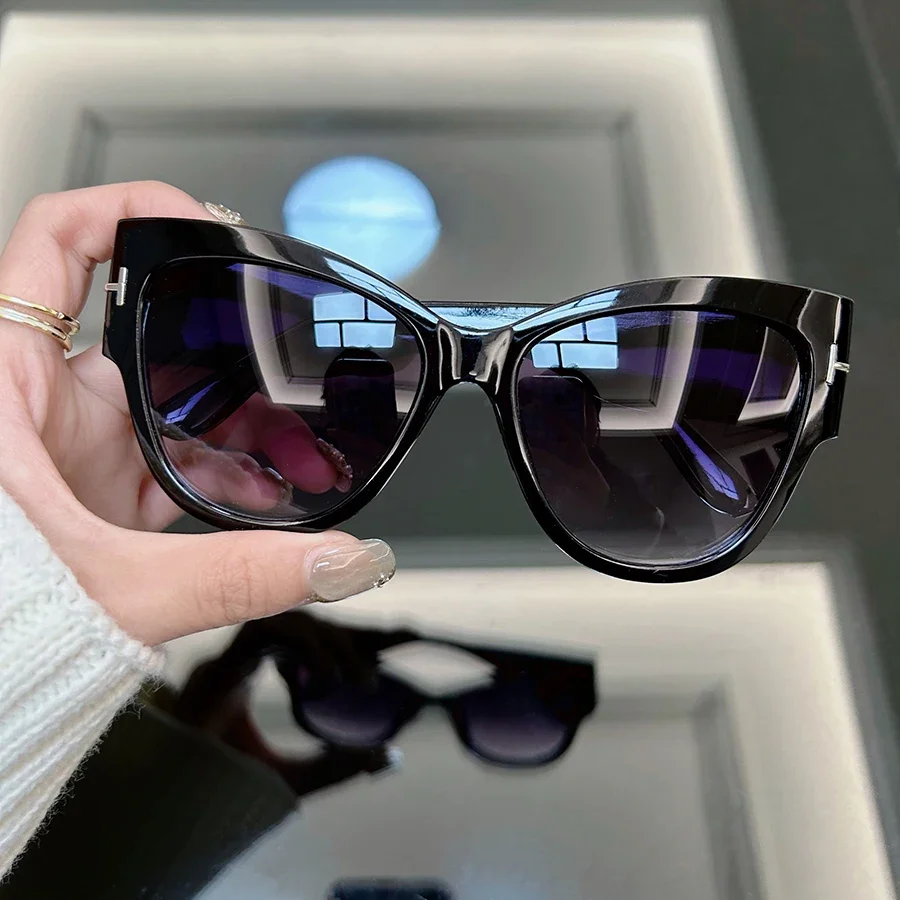 Fashion Cat Eye Sunglasses Women Men Brand Vintage Sun Glasses Female Male Designer Outdoors Mirror Shades Oculos De Sol image 2