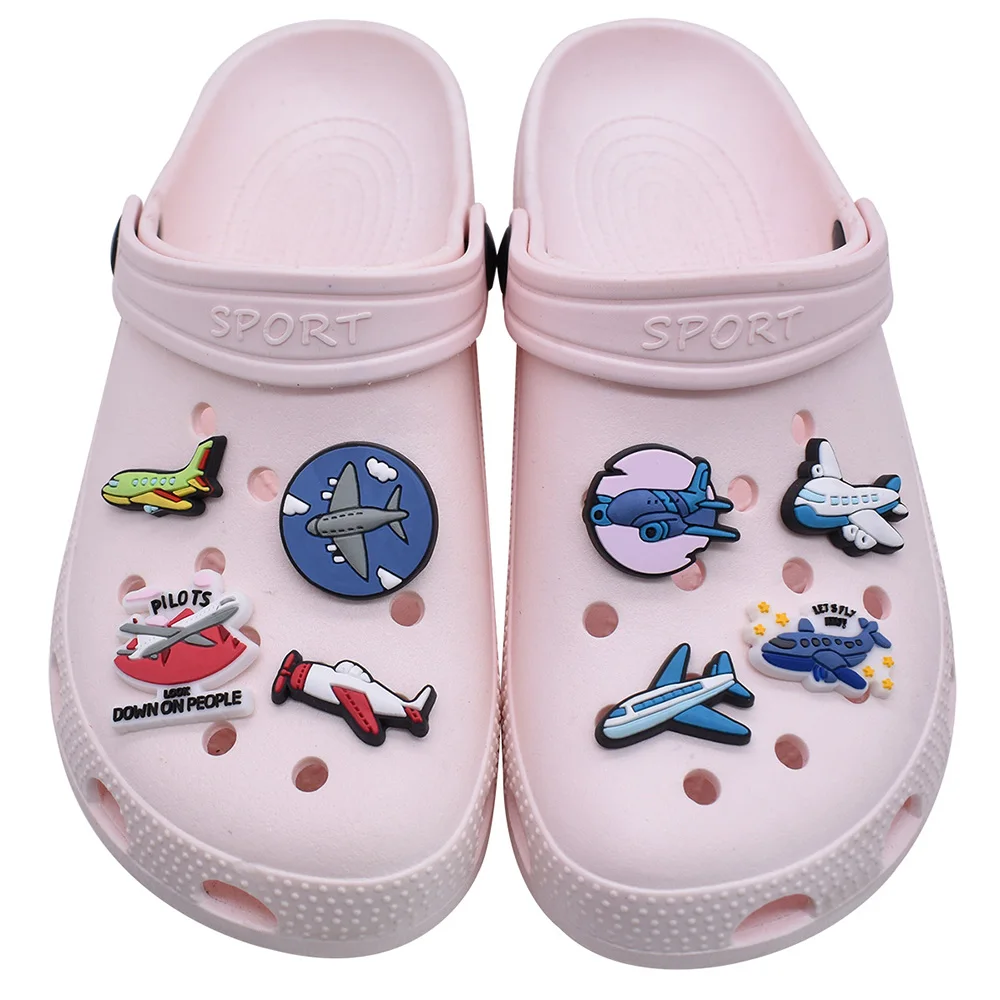 Dijes para zapatos de avión de dibujos animados para niños, accesorios de pulsera para zuecos, decoración de zapatos, hebilla, regalo para niños, 1-16 piezas