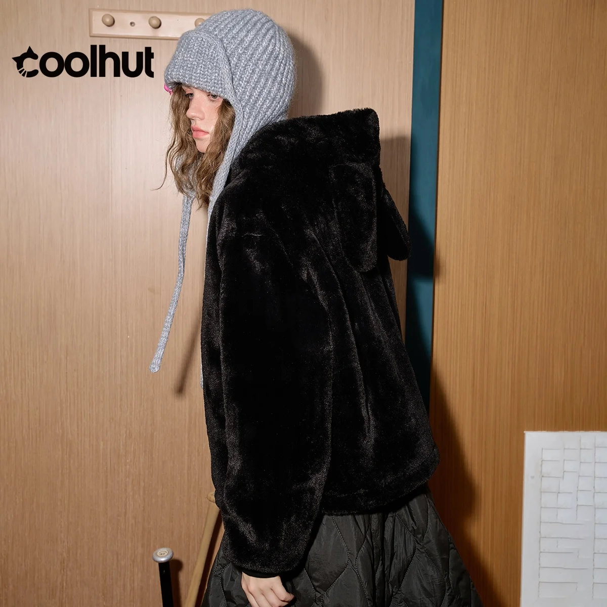 COOLHUT 2025 المرأة الأرنب هود سترة ناعمة لطيف بلون الربيع معطف دافئ خفيفة الوزن المؤنث ملابس خارجية غير رسمية #2