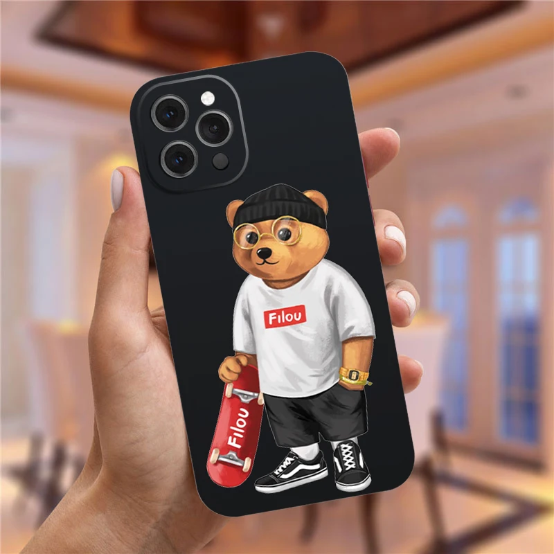 Etui Cute Bear Fashion Brand Case do iPhone 11 12 13 14 15 16 Pro MAX 14 15 16 Plus 12 13 Mini Luksusowe czarne miękkie silikonowe etui