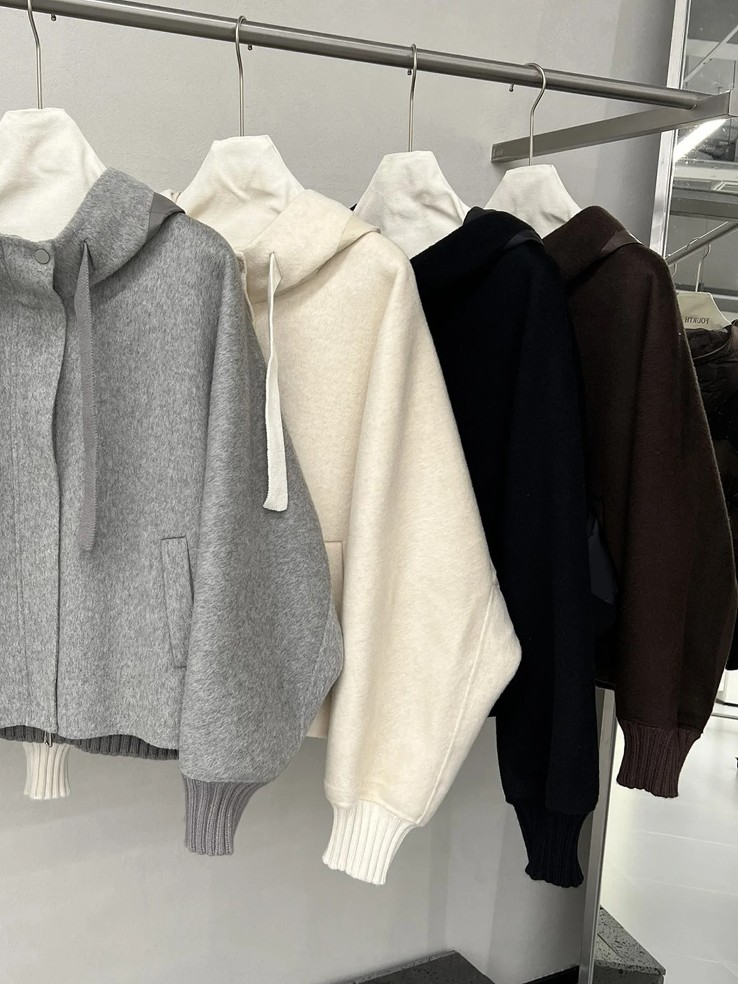 Novo outono e inverno de alta qualidade casual com capuz casaco de lã australiano com pato branco elegante para baixo