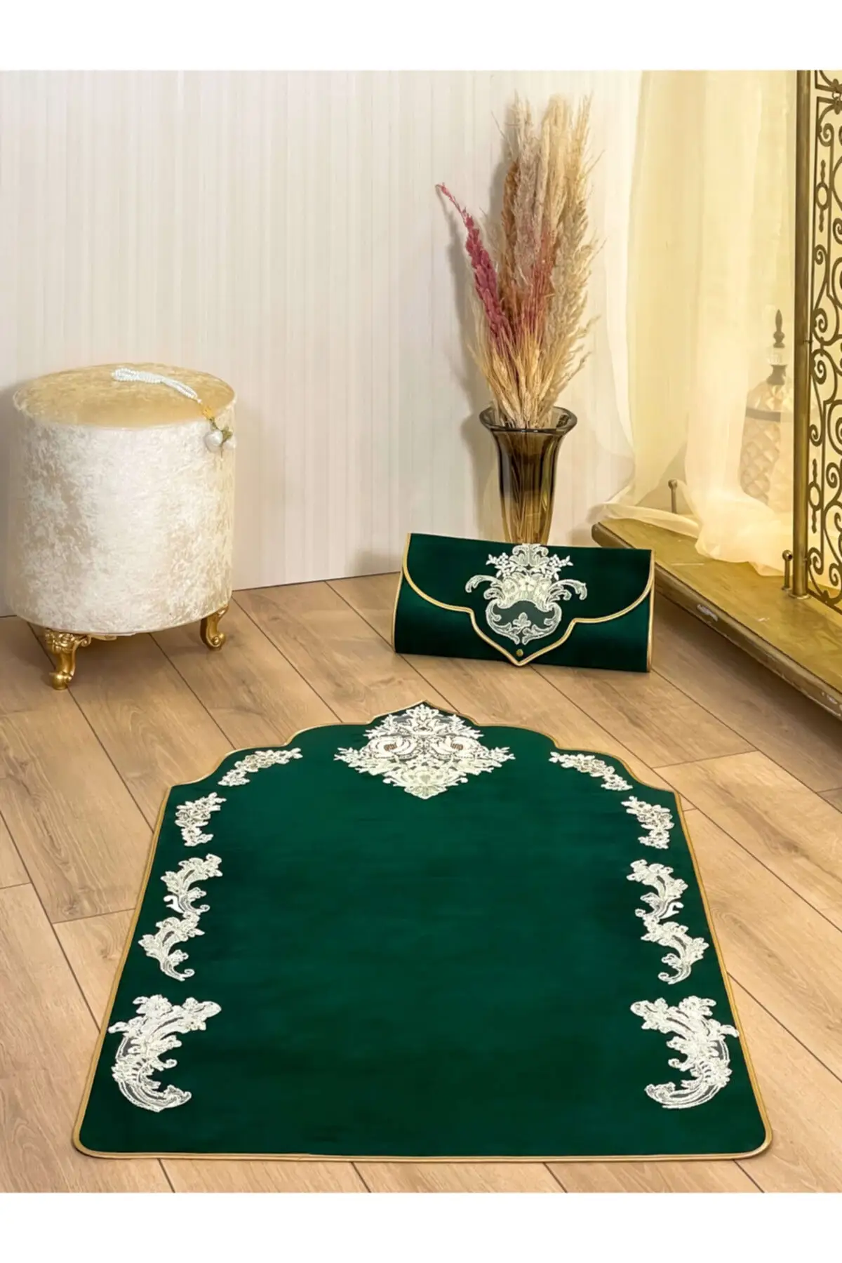 

DOLBOVI bridal green Seccade and bag, double-sided velvet, handmade, luxury, non-slip sole, dowry Meditation Rug