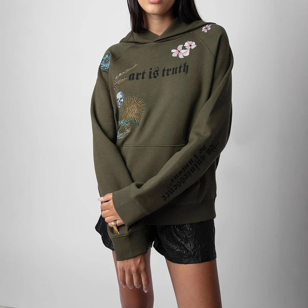 Inverno novo nicho francês carta impressão flor crânio asas bordado lã feminina camisola com capuz