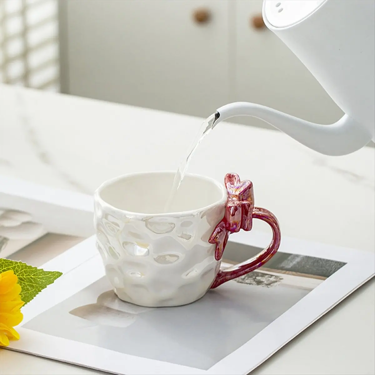 belong Romantic Bow Ceramic Mug Coffee and Milk Cups Girl Drinking Water Cups Dessert Handle Cup Teacup Black