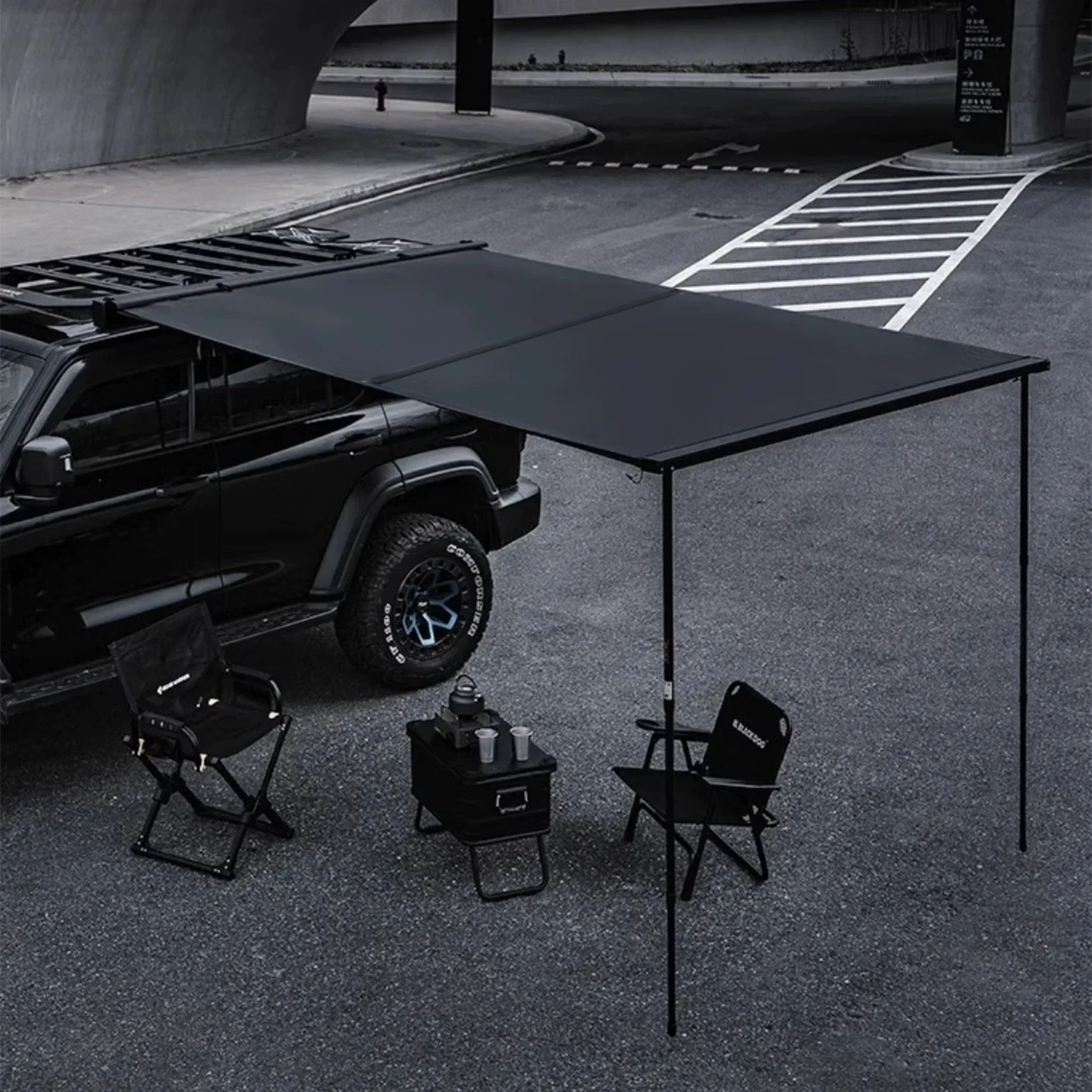 

Car Canopy Vehicle Roof Mounted Sun Shelter Windproof Shade for SUV Outdoor Camping Aluminum Alloy Housing