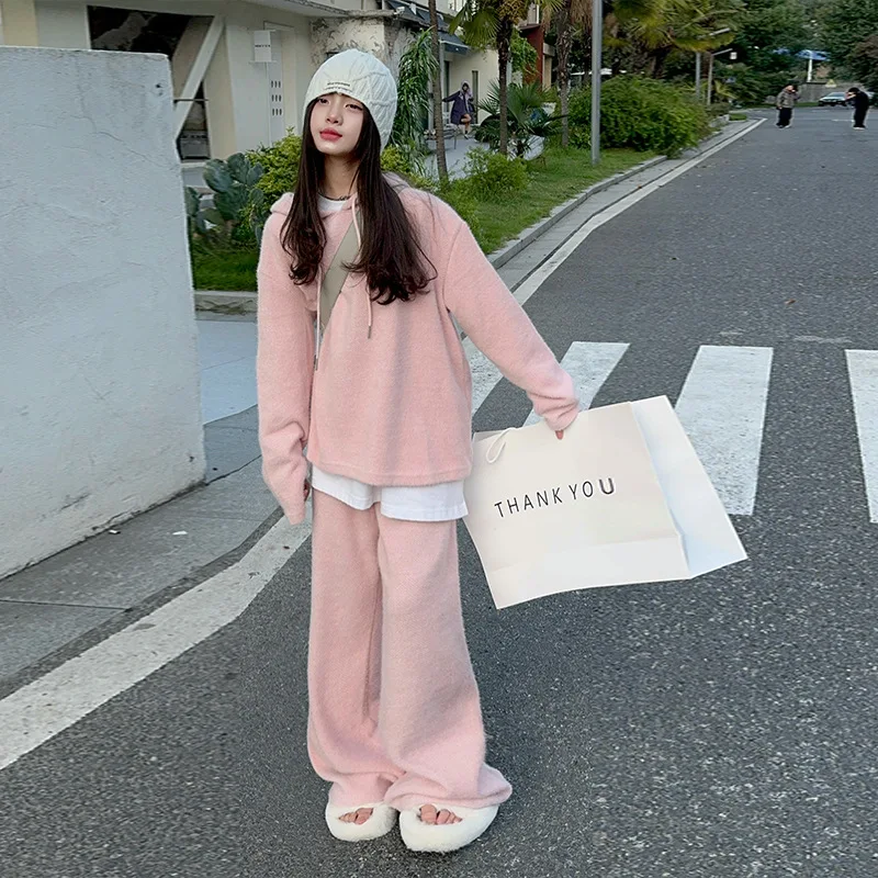 

Girls Suit 2024 Autumn New Childrens Clothing Girls Baby Foreign Ferret Fleece Sweater Pants Two-piece Set Casual Simple Tide