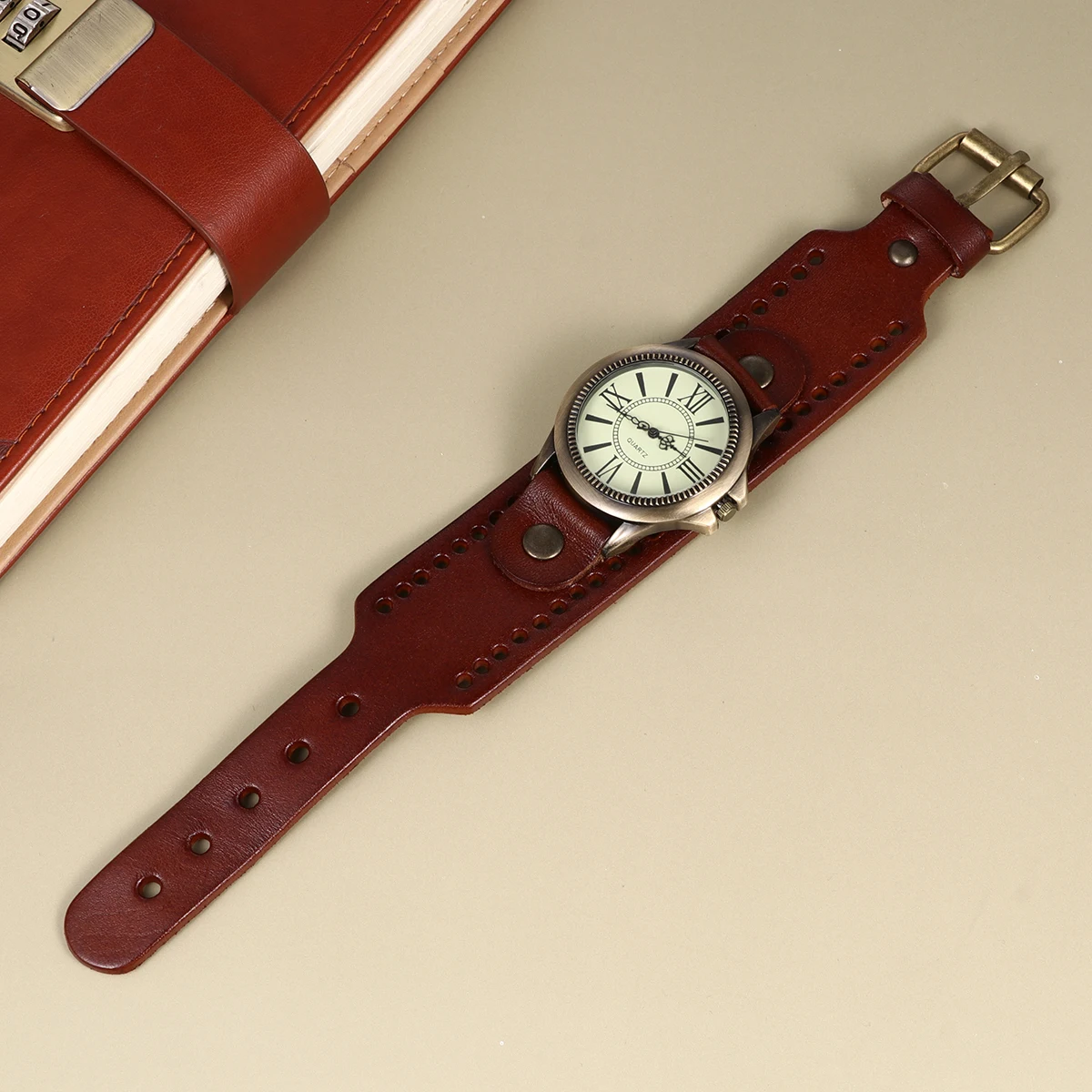

1pc Roman Watch Retro Style Quartz Wrist Ladies Vintage Casual Bracelet Watches for Women Comfortable Soft Smooth