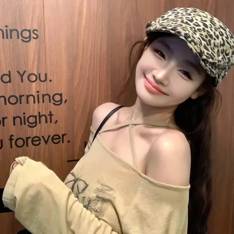 

Retro Leopard Print Beret Hat for Women, Fashion Summer Caps, Trendy Snapback Bucket Hat, Cool Y2K Aesthetic
