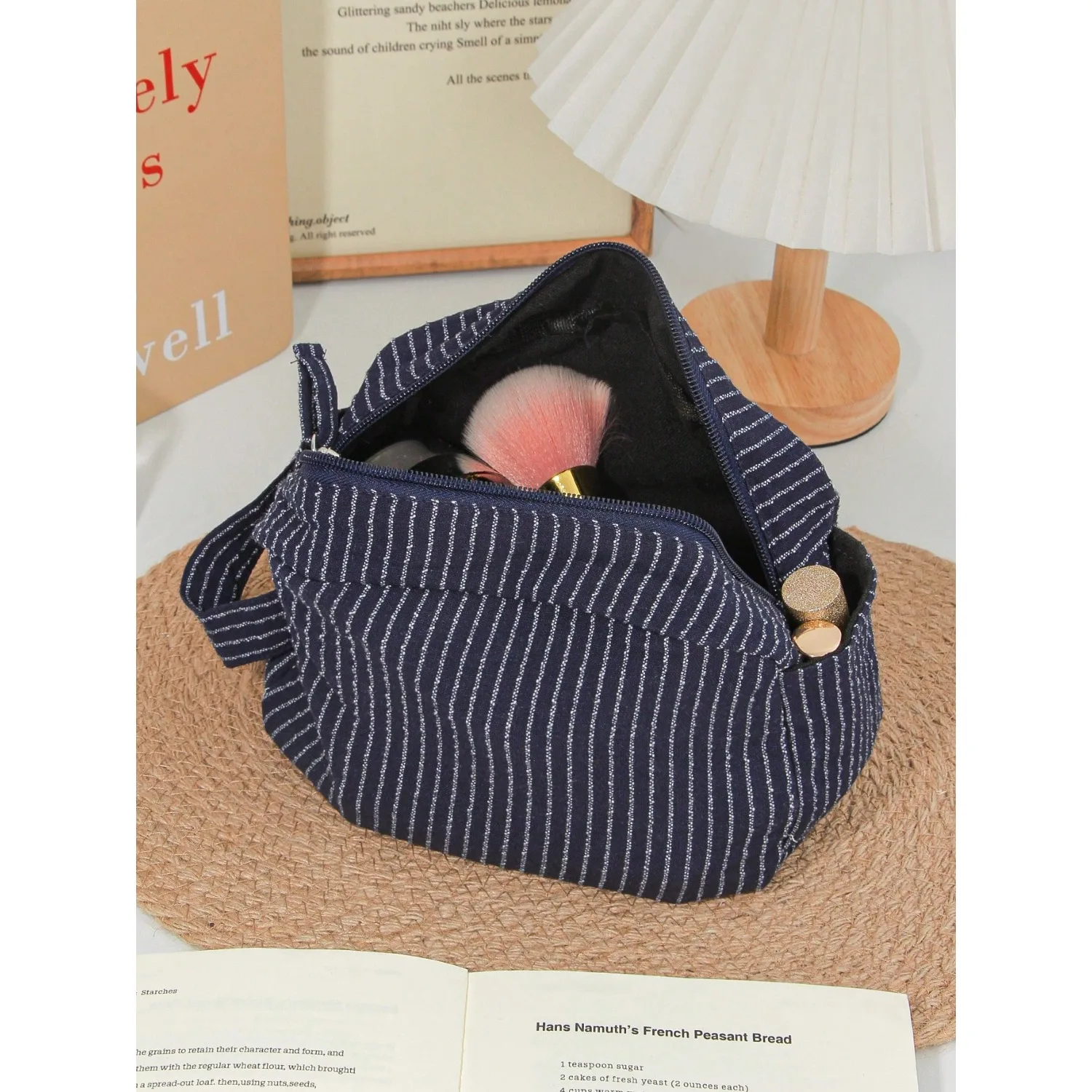 

Classic Striped Large Capacity Handheld Makeup Bag, Dark Color Zipper, Skincare Products Travel Organizer Pouch Travel Essential