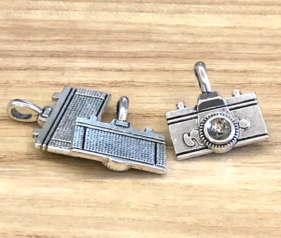 

10pcs 22*21mm Vintage camera design charms for handmade findings Zinc alloy metal HWJ0120