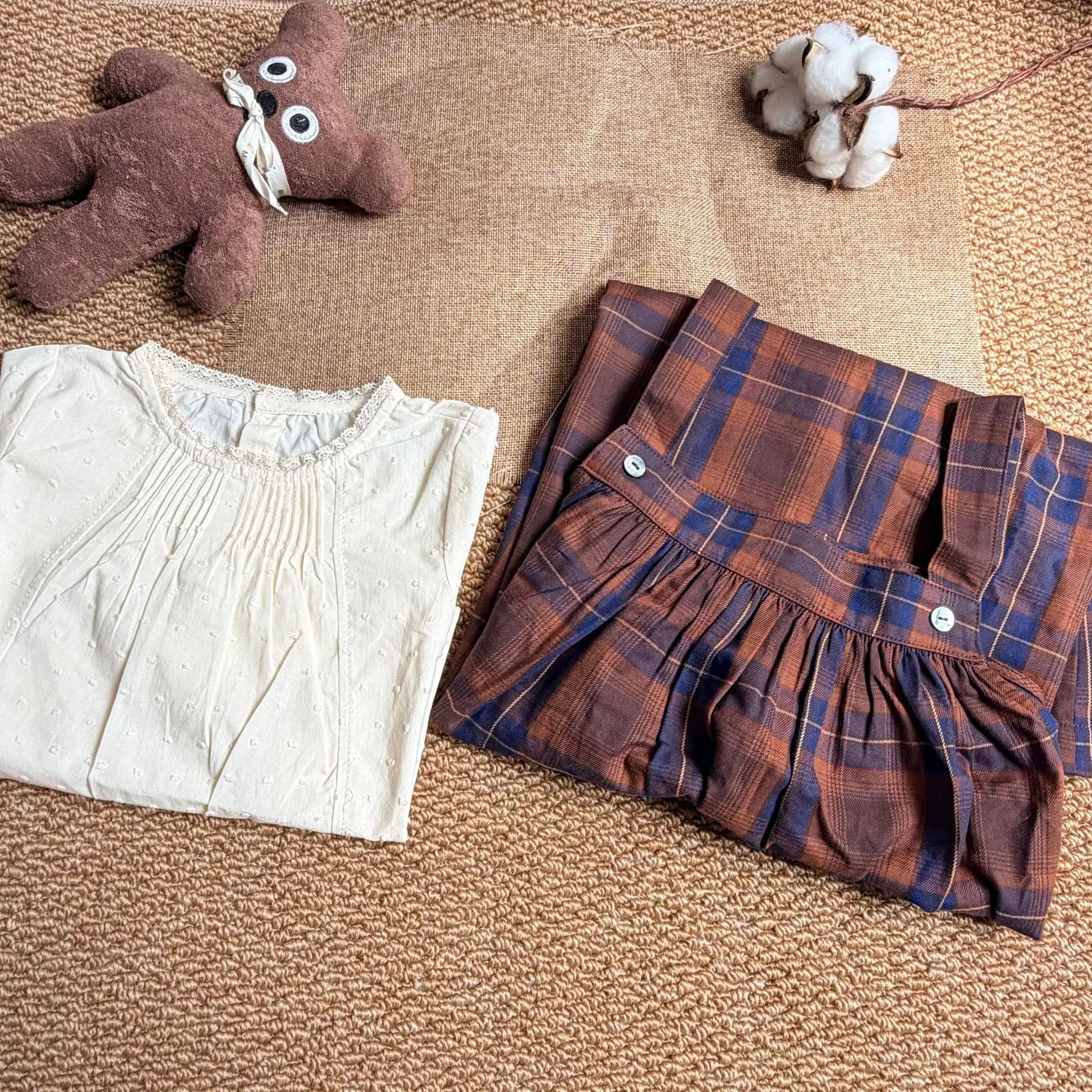 2026 Girl Autumn New French Pure Cotton Kids Spring Autumn Versatile Lace Shirt and Pinafore Dress Two Price Sets