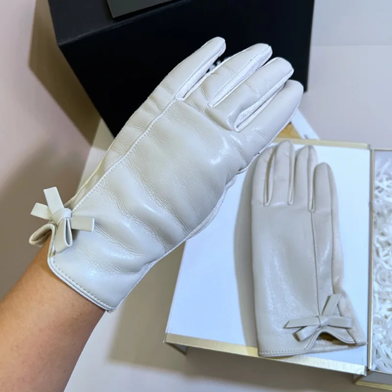 قفازات نسائية شتوية من جلد البولي يوريثان تعمل باللمس، قفازات جلدية دافئة للقيادة مع فيونكة للخارج #4