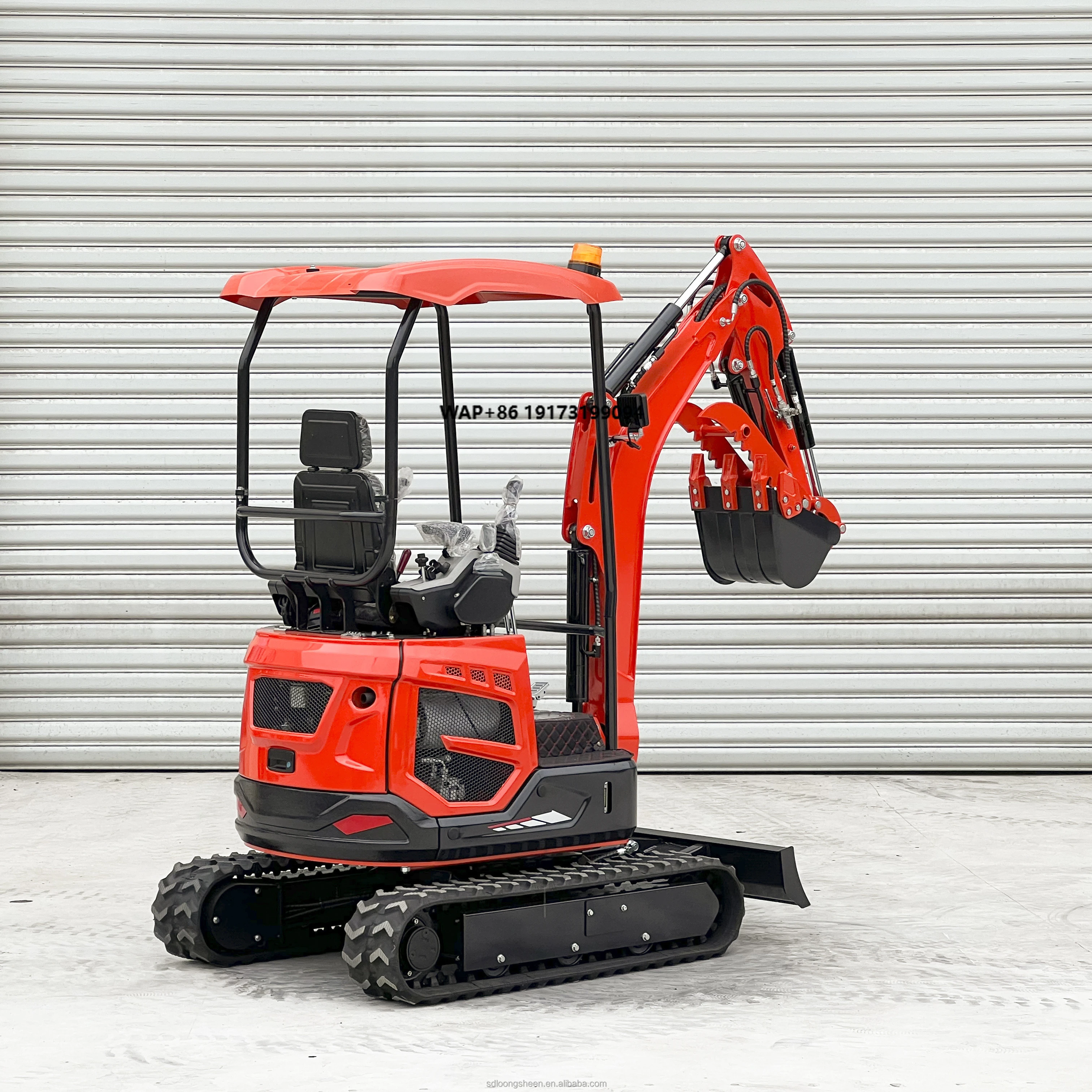 

1.8 Ton Hydraulic Mini Excavator CE/EPA Engine Free Bucket 1.5 Ton Landscaping, Farming, Construction
