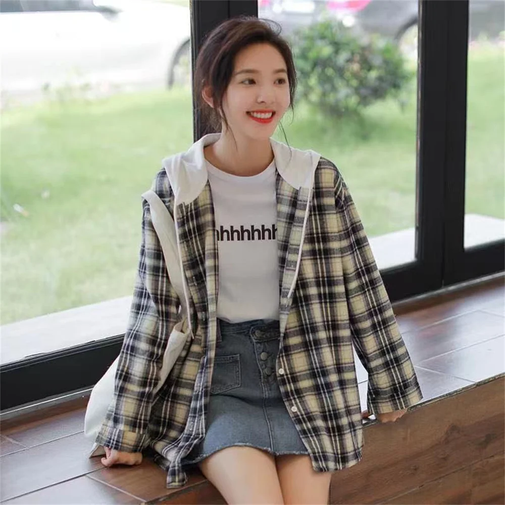 2024 autumn new college style loose and versatile long sleeved shirt, small fresh top, hooded checkered shirt jacket for women