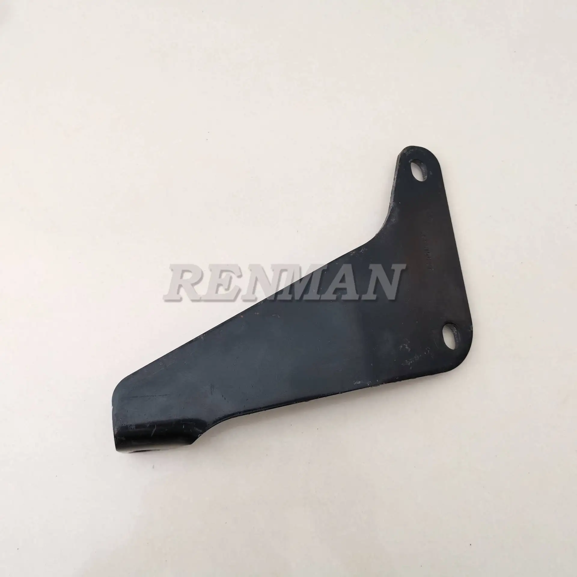 Suitable for Dongfeng Cummins Exhaust Connecting Pipe Bracket Diesel Engine Parts Cast Iron Bracket 4989159
