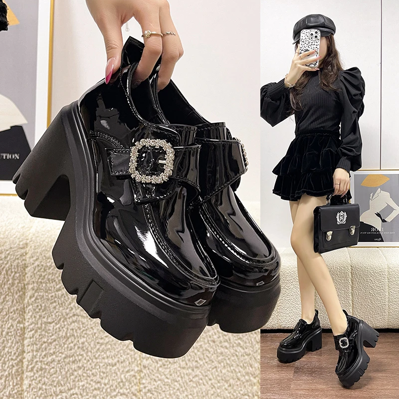 

Women's Patent Leather Platform Mary Jane Shoes Chunky Heel Buckle Strap Round Toe Thick Sole Fashion Gothic Footwear for Ladies