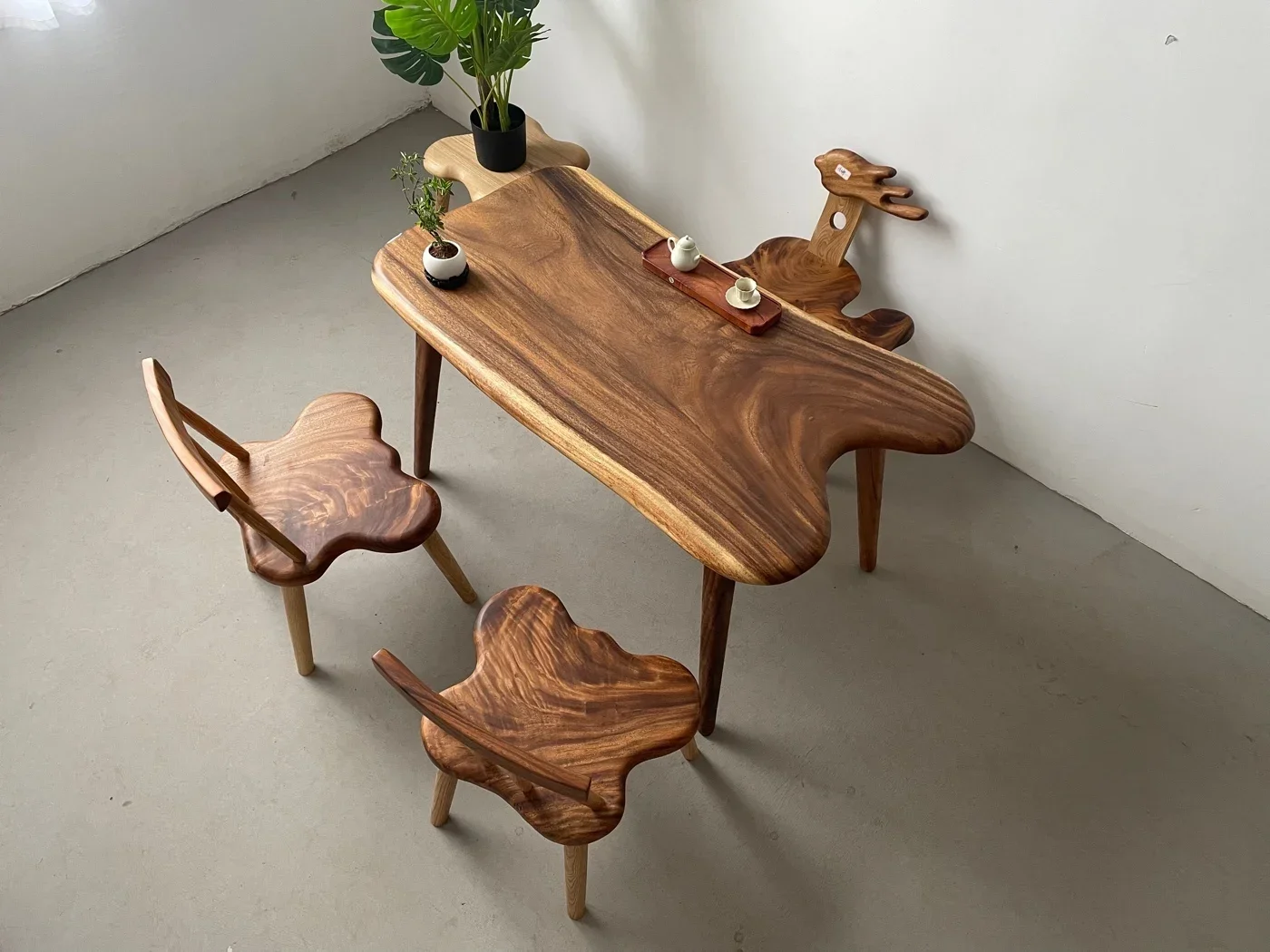 Walnut wood dining table, pear wood combination, Okan large plate tea table, raw  whole plate tea table, solid  tea tabl