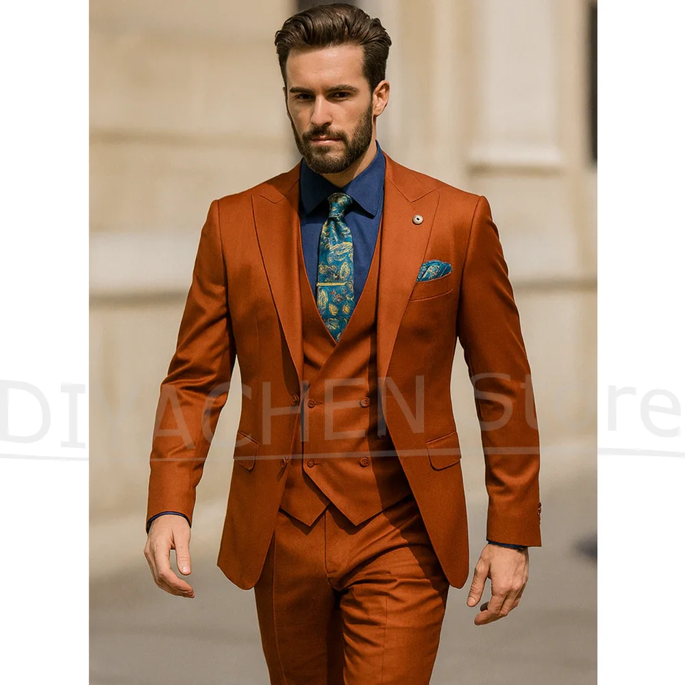 

Fashion Men's Suit Chic Peak Lapel Single Breasted Wear Solid Color Business Casual Slim Groom Wedding Party Tuxedo 3 Piece