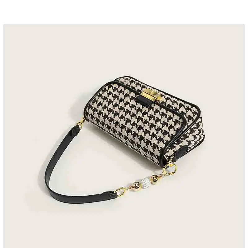 Women\'s Fashionable Black and White Houndstooth Canvas Shoulder Bag  Luxury Designer Underarm Handbag Classic Style