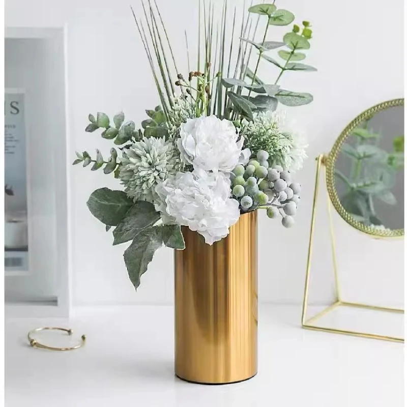 

European cylindrical metal electroplated vase jewelry, light luxury soft decorative jewelry